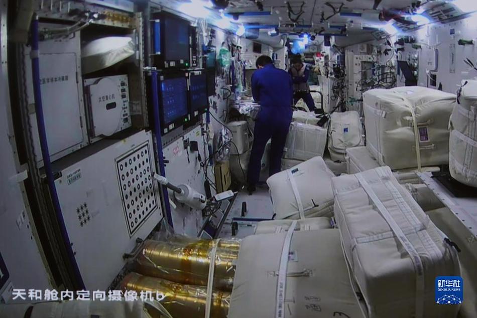 Completata la trasposizione del modulo laboratorio Mengtian della stazione spaziale cinese