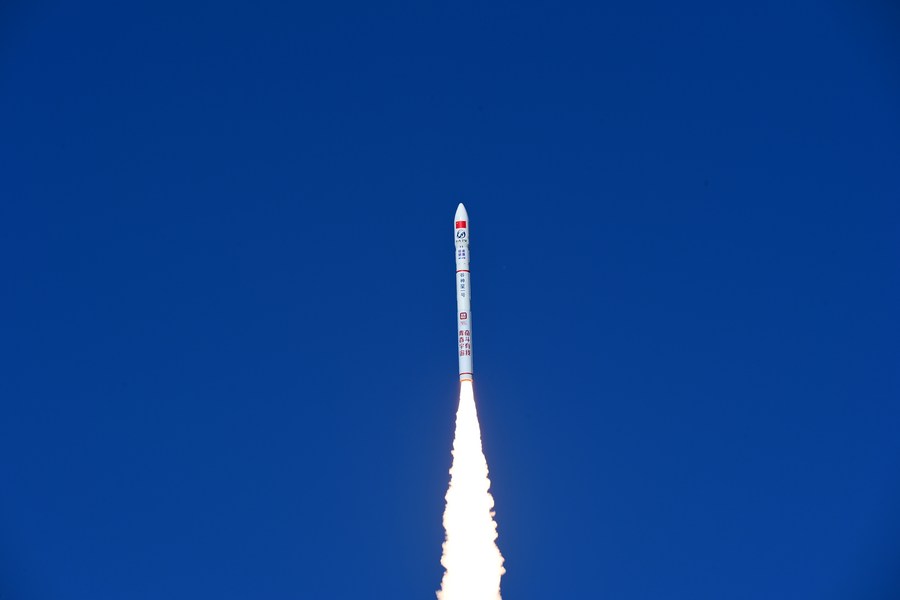 Un razzo vettore CERES-1 Y4 trasportante cinque satelliti Jilin-1 Gaofen 03D decolla dal Jiuquan Satellite Launch Center nel nord-ovest della Cina. (16 novembre 2022 - Wang Jiangbo/Xinhua)