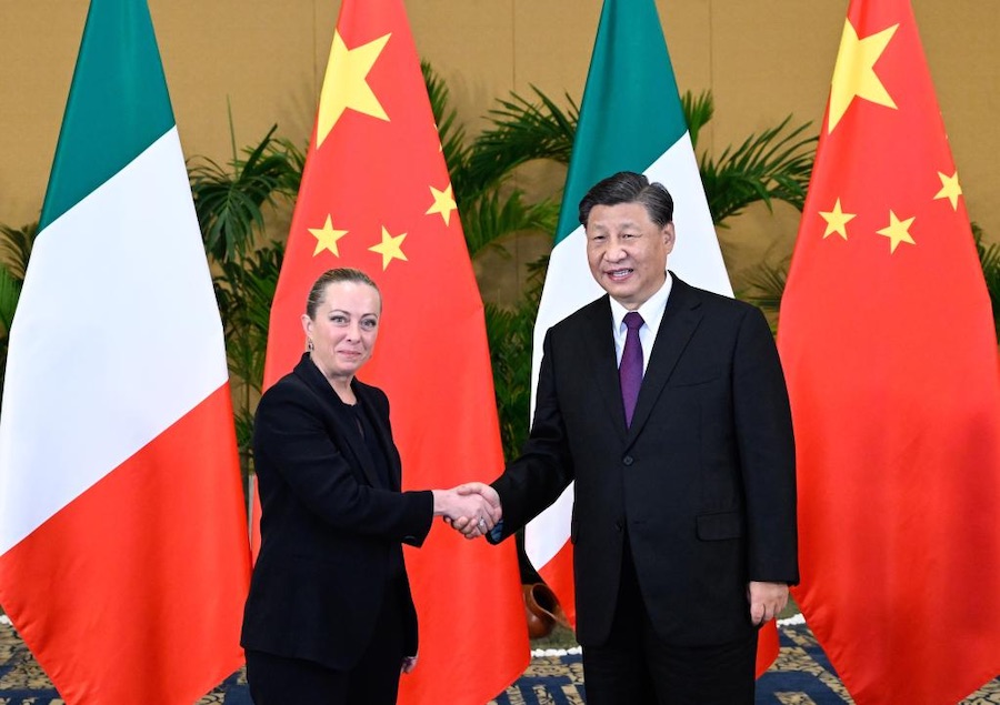 Xi Jinping incontra il Presidente del Consiglio italiano Meloni