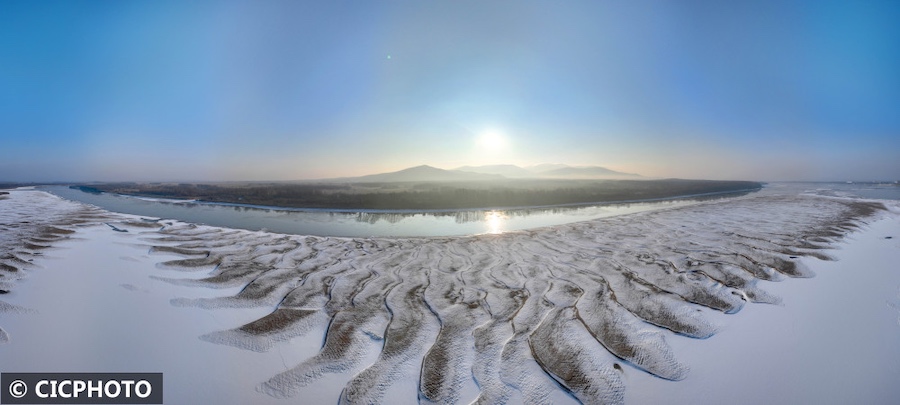 Heilongjiang: splendido scenario di deriva del ghiaccio nella sezione Rao del fiume Wusuli