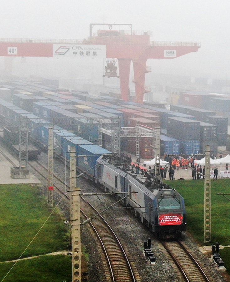 Cina: il numero dei treni merci Cina-Europa dello Shaanxi supera i 4.000 nel 2022