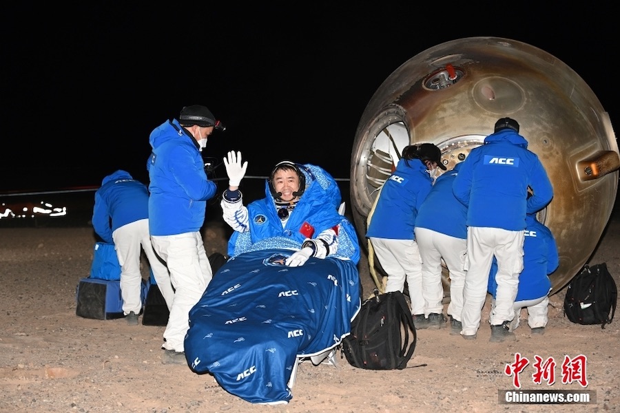 L'astronauta cinese Chen Dong.