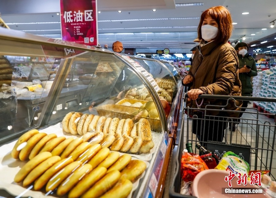 Xinjiang: riprendono l'attività i principali supermercati di Urumqi