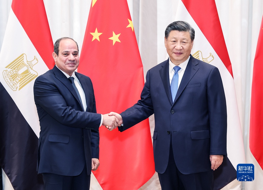 Xi Jinping incontra il presidente egiziano Abdel Fattah el-Sisi