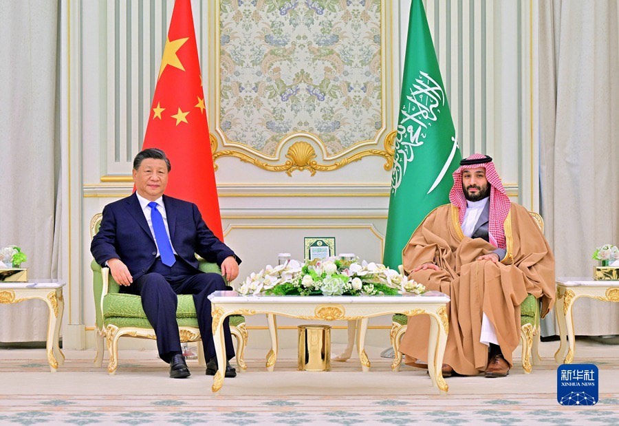 Riyadh, Xi Jinping incontra Mohammed bin Salman Al Saud