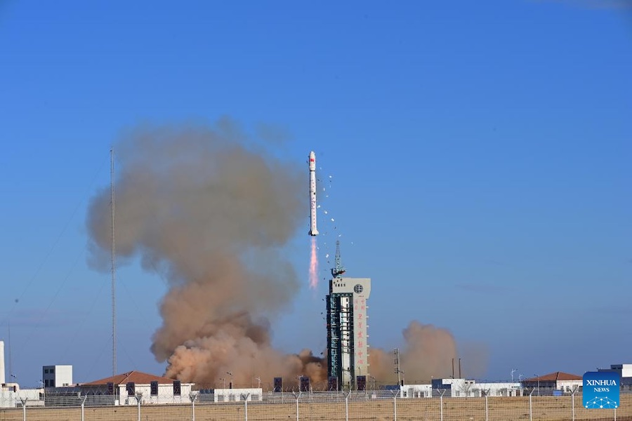 Cina lancia con successo due nuovi satelliti Shiyan-20A/B