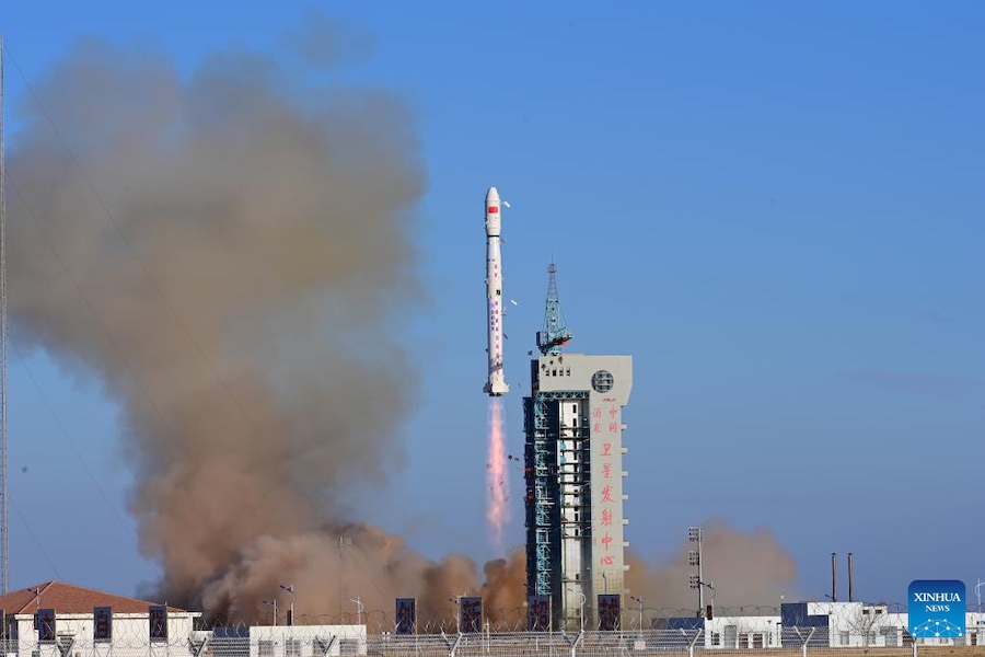 Cina lancia con successo due nuovi satelliti Shiyan-20A/B