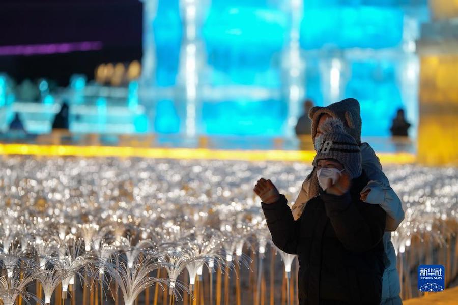 Harbin Ice-Snow World inizia l'apertura di prova
