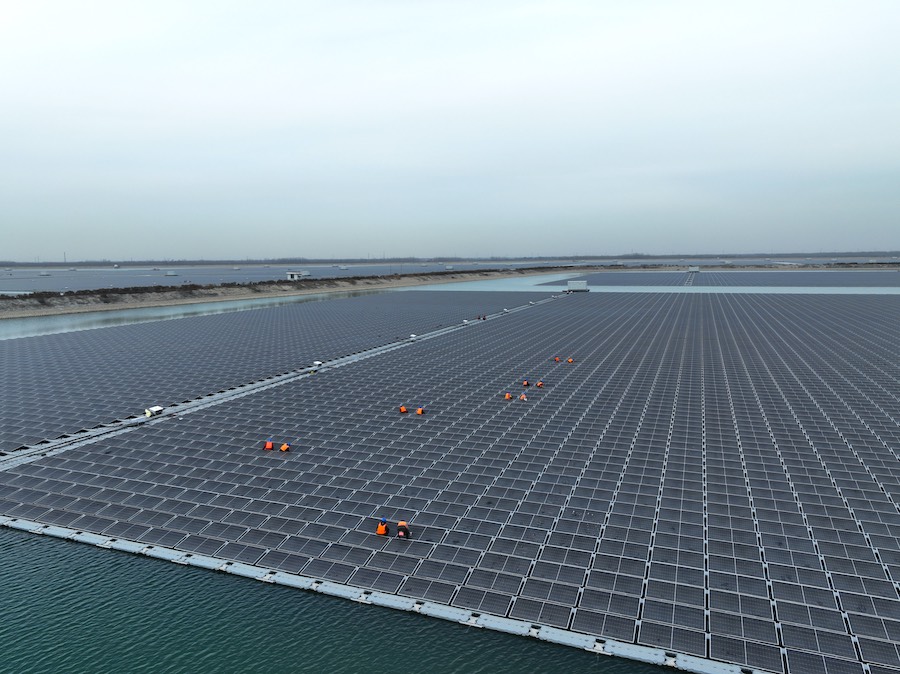 Liaocheng, Shandong: presto entrerà in funzione una centrale fotovoltaica galleggiante da 202 MW