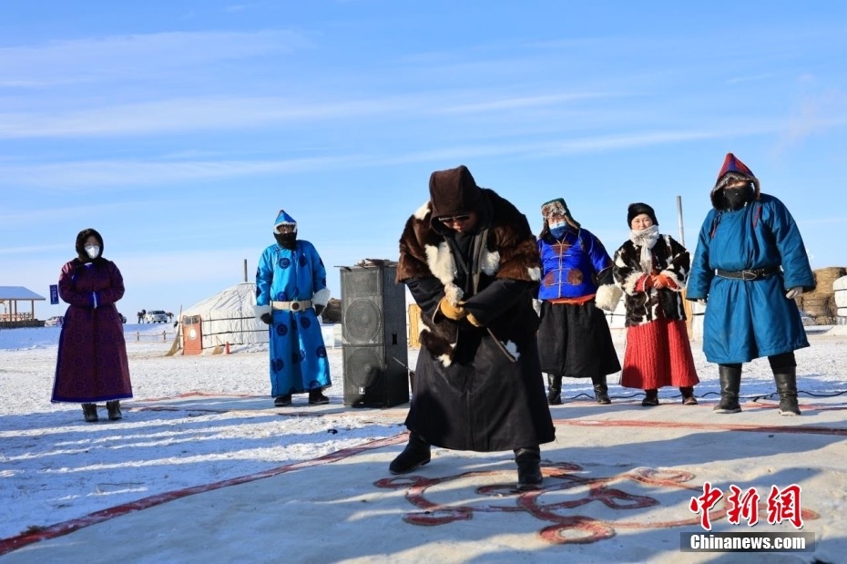 Al via il Naadam del ghiaccio e della neve nella Mongolia Interna