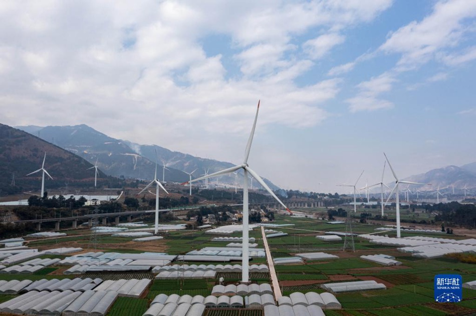 Liangshan, Sichuan: Promuovere la costruzione delle basi di energia pulita in modo ordinato