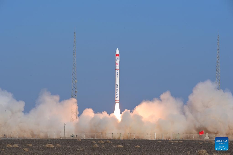 Il razzo commerciale cinese CERES-1 Y5 lancia 5 satelliti