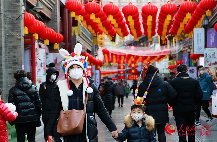 Atmosfera della Festa di Primavera sempre più intensa in tutta la Cina