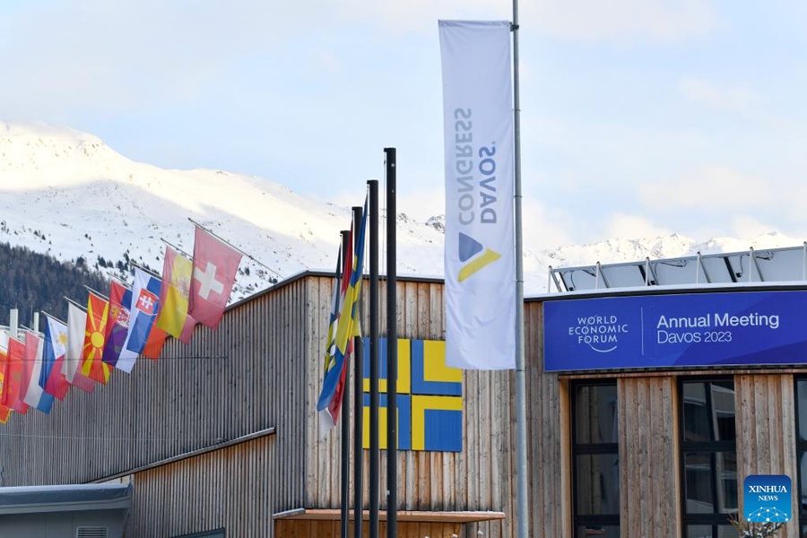 Maggiore cooperazione globale sollecitata a Davos