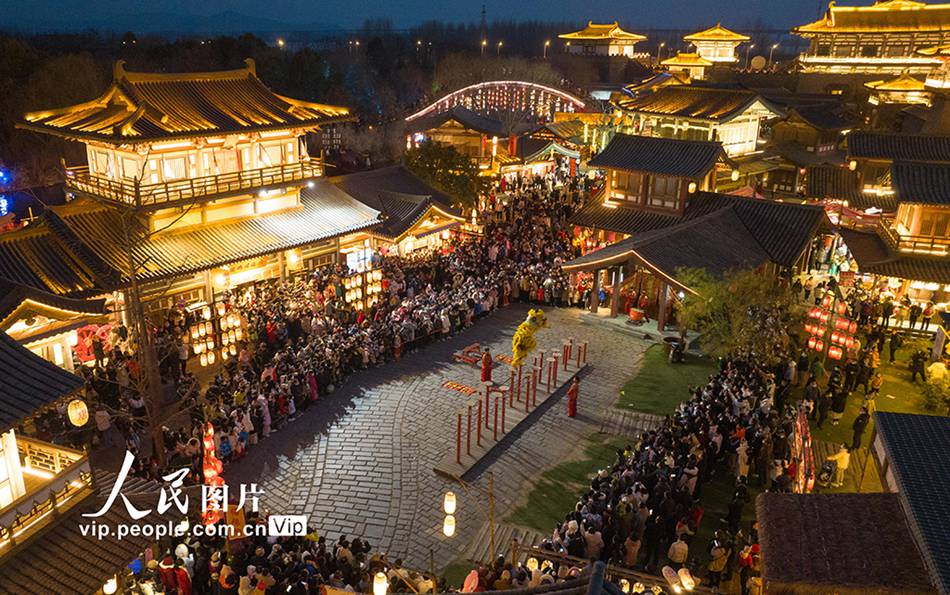 Cina: 308 milioni di viaggi turistici nazionali durante le vacanze della Festa di Primavera