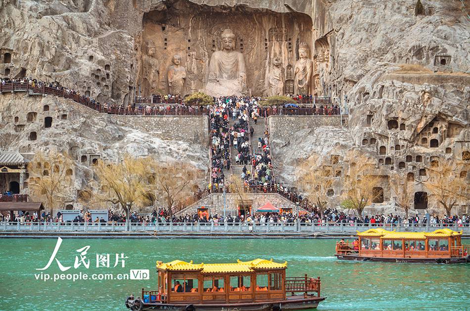 Cina: 308 milioni di viaggi turistici nazionali durante le vacanze della Festa di Primavera