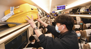226 milioni di viaggi di passeggeri registrati in Cina durante le vacanze della Festa di Primavera