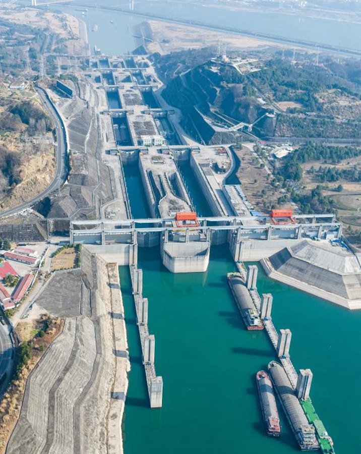 Yichang, Hubei: la conca di navigazione delle Tre Gole garantisce a 742 navi il passaggio sicuro durante le vacanze della Festa di Primavera 