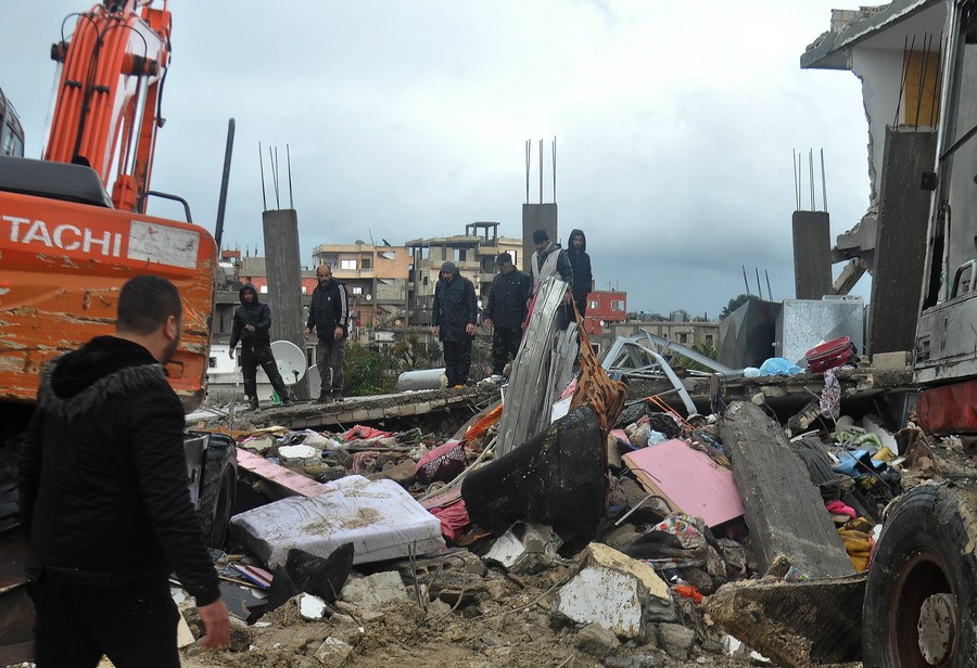 Turchia: due forti terremoti in un giorno causano migliaia di morti