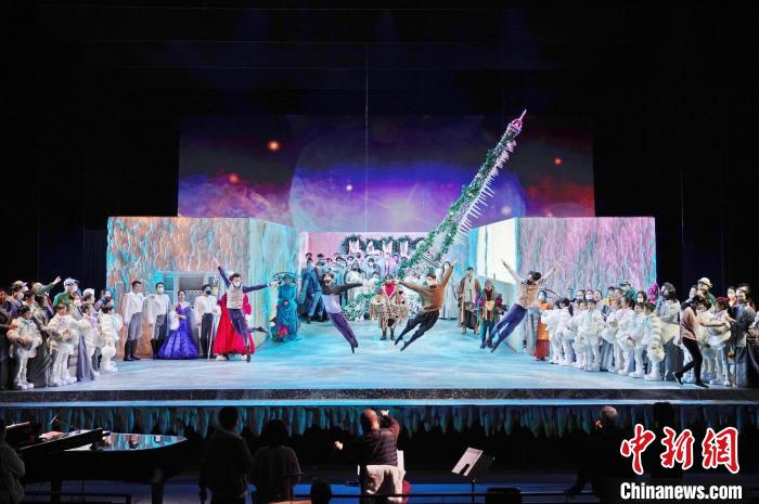 Opera in co-regia italo-cinese debutta a Shanghai