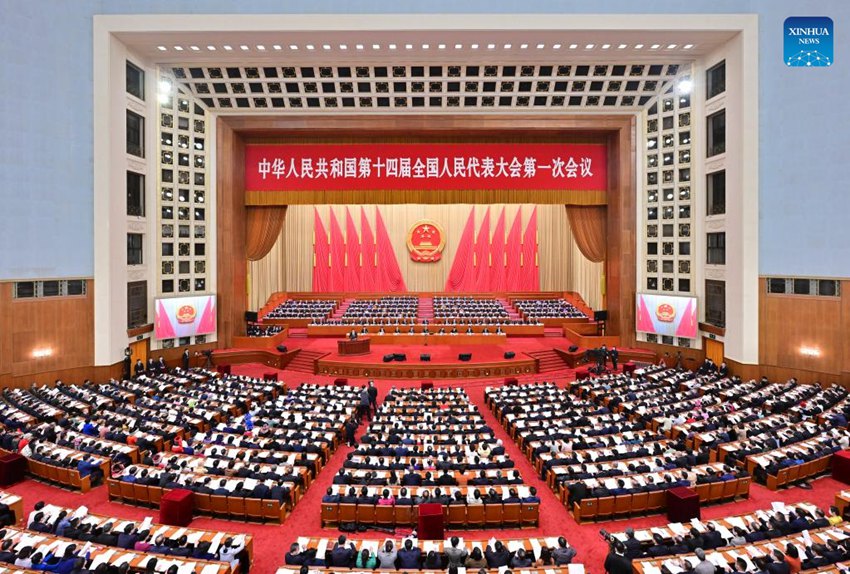 La seconda riunione plenaria della prima sessione della XIV Assemblea Popolare Nazionale (APN) presso la Grande Sala del Popolo di Beijing. (7 marzo 2023 - Xinhua/Yue Yuewei)