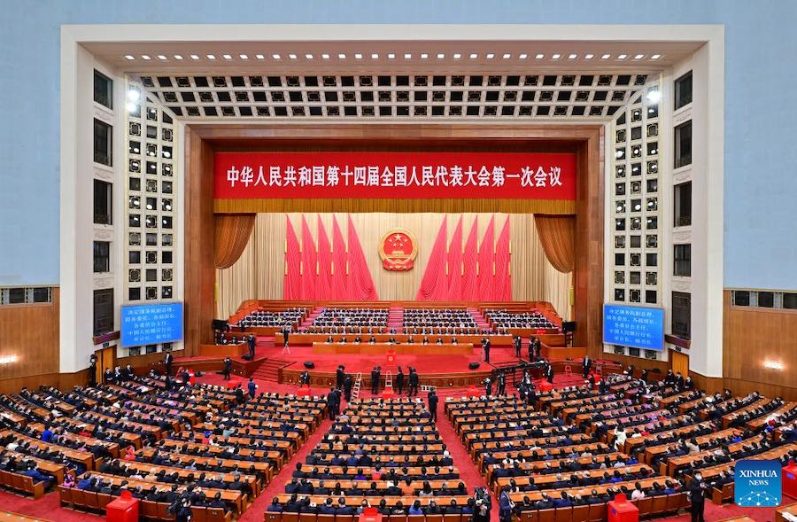 La quinta riunione plenaria della prima sessione della 14a Assemblea Popolare Nazionale (APN) presso la Grande Sala del Popolo di Beijing, capitale della Cina. (12 marzo 2023 - Xinhua/Li Xin)