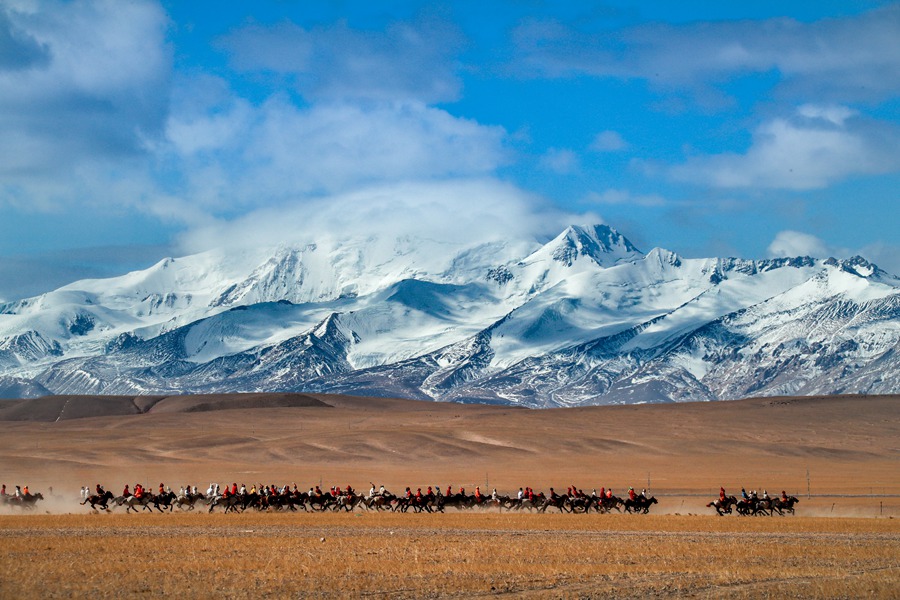 Collezione di opere eccezionali del terzo Tibetan Internet Video Festival