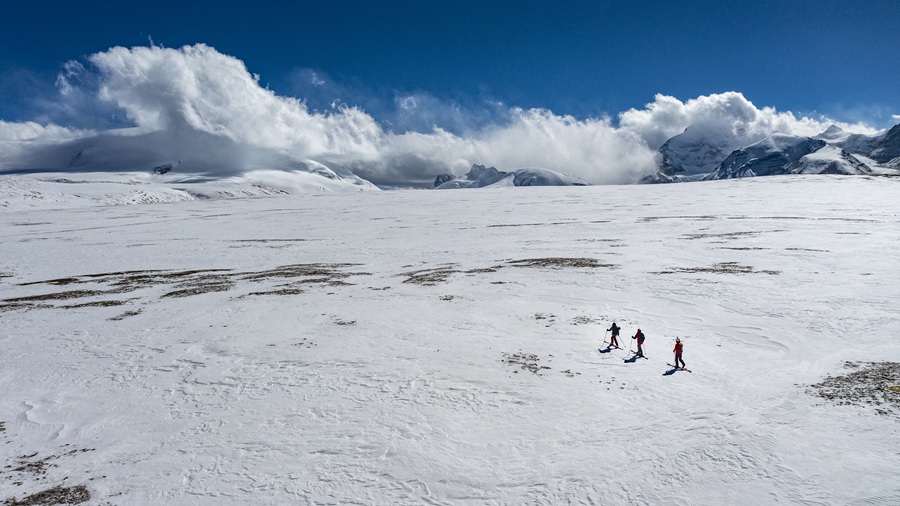 Collezione di opere eccezionali del terzo Tibetan Internet Video Festival