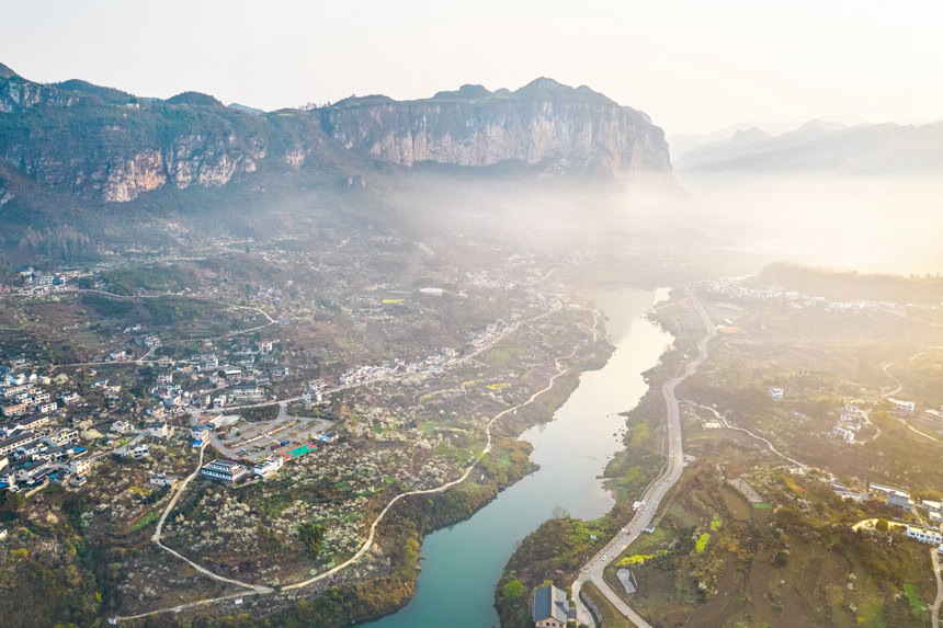 Guizhou: la campagna in fiore come un dipinto primaverile