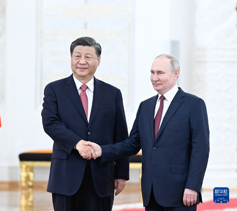 Xi Jinping, profondo colloquio con il presidente russo Vladimir Putin