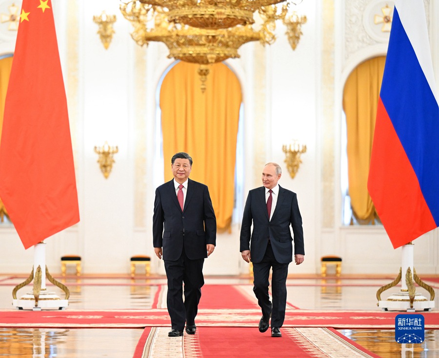 Xi Jinping, profondo colloquio con il presidente russo Vladimir Putin