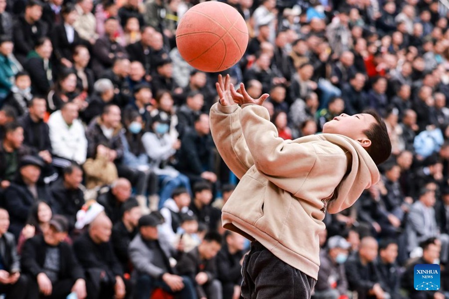 Torneo rurale di basket nel Guizhou accolto con grande entusiasmo