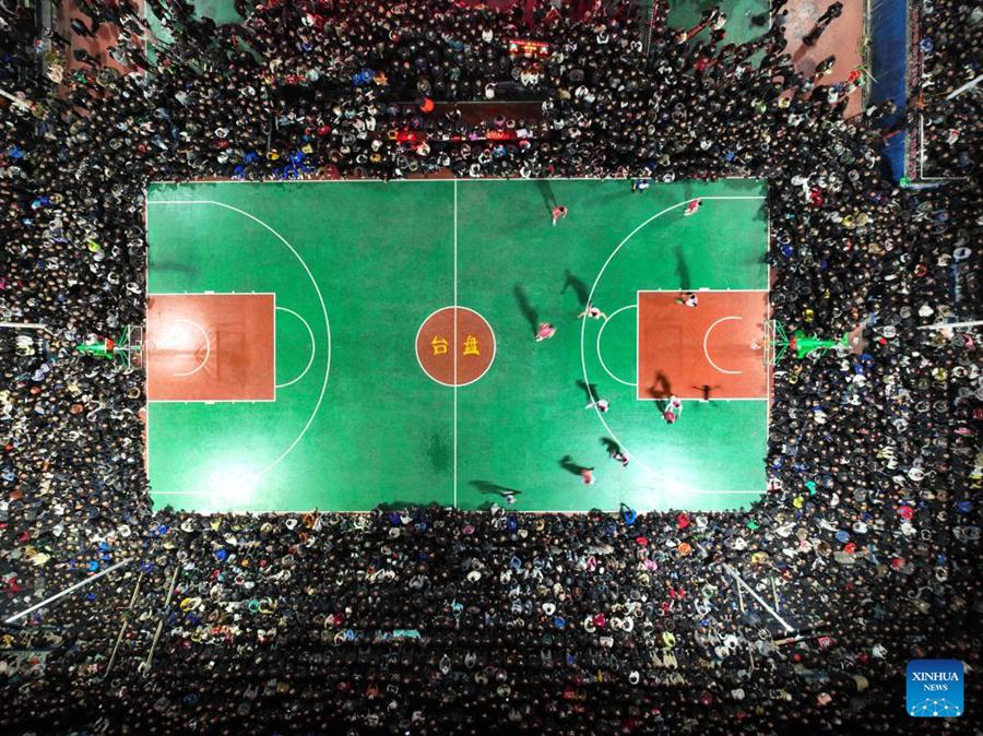 Torneo rurale di basket nel Guizhou accolto con grande entusiasmo