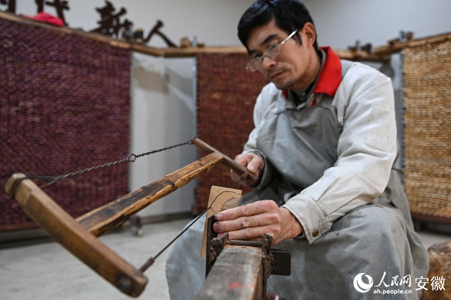 Pettine in legno di Langqiao: maestria tramandata da migliaia di anni