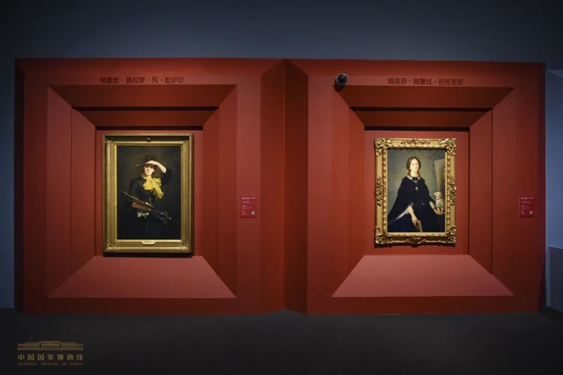 Cina, autoritratti di Raffaello e di altri grandi maestri dell'arte esposti al Museo Nazionale