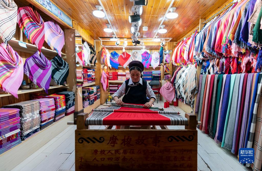 Lijiang: la notte bianca della città antica