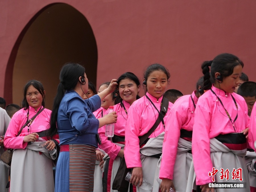 Giornata Internazionale del Bambino, una festa speciale per i bambini di etnia tibetana