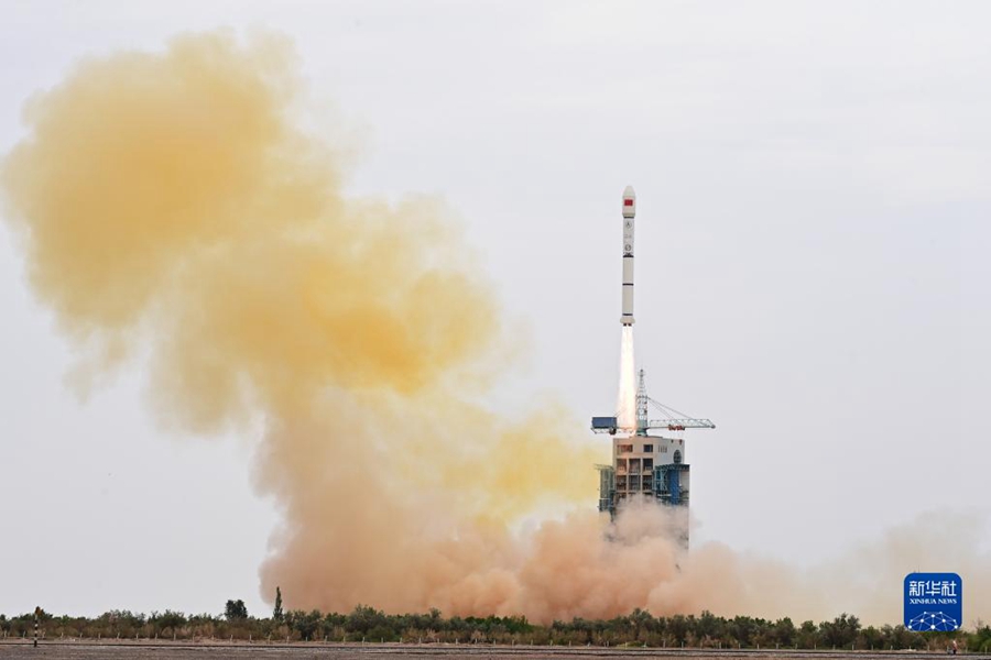 La Cina lancia con successo il satellite di prova con tecnologia Internet