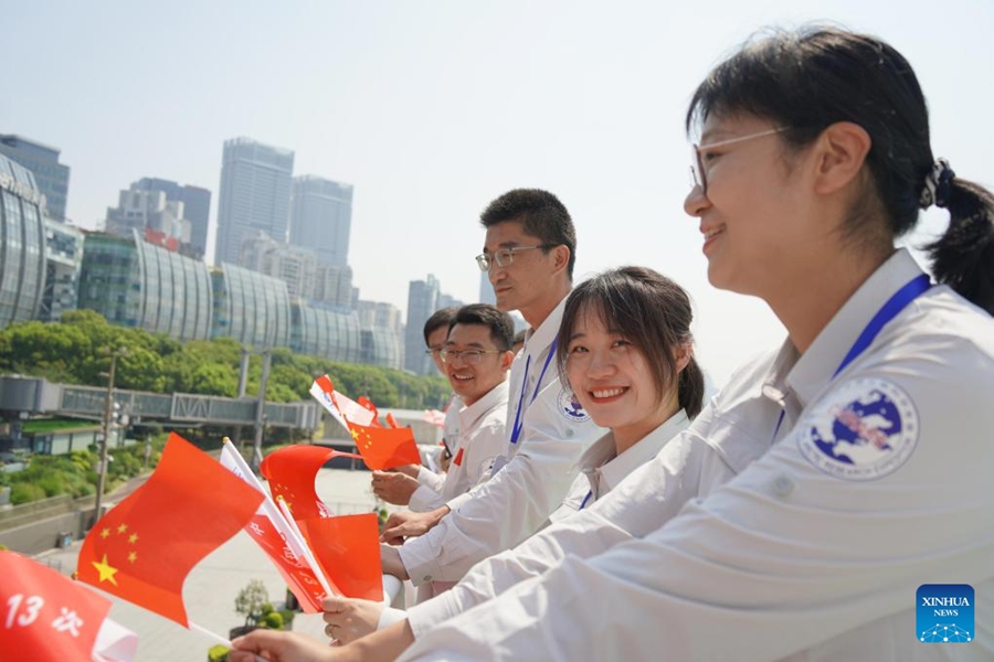 I membri del team della 13a spedizione scientifica nell'Oceano Artico a Shanghai. (12 luglio 2023 - Xinhua/Wei Hongyi)