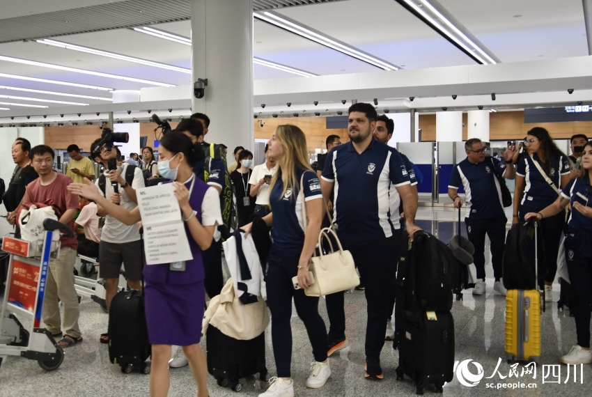 Le Universiadi di Chengdu danno il benvenuto alla prima delegazione all'estero