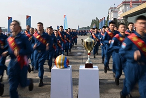 L'aeronautica cinese recluta i migliori cadetti di sempre nel 2023