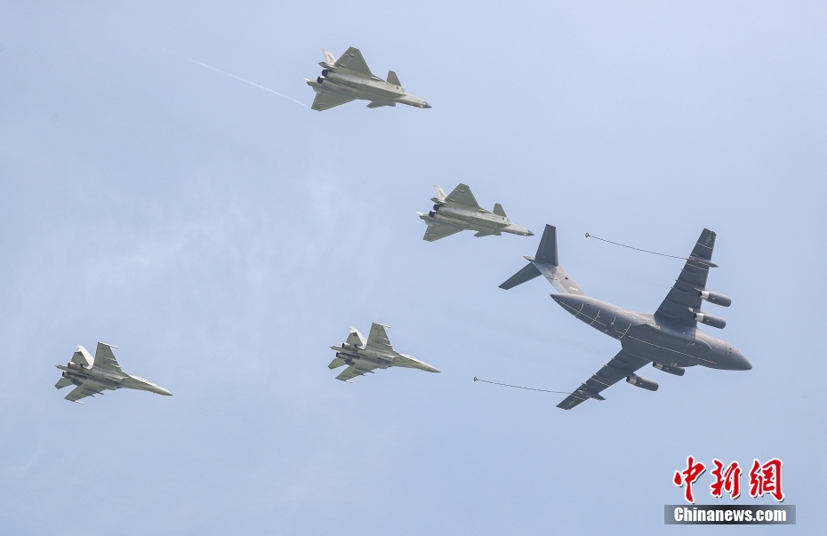 Cina: Changchun Air Show, 45 velivoli di 13 tipologie in volo