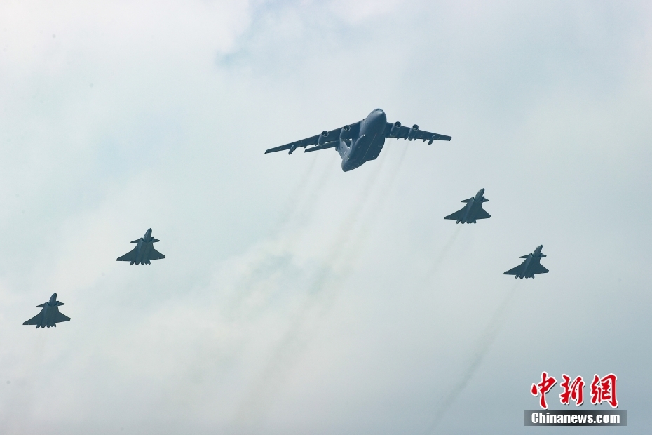 Cina: Changchun Air Show, 45 velivoli di 13 tipologie in volo