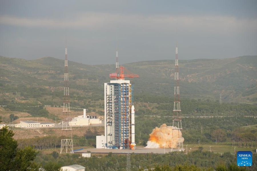 La Cina lancia un nuovo satellite per la prevenzione dei disastri