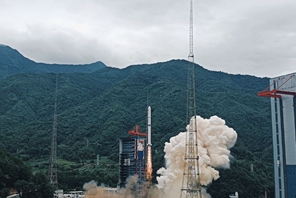 La Cina lancia un nuovo gruppo di satelliti per il telerilevamento
