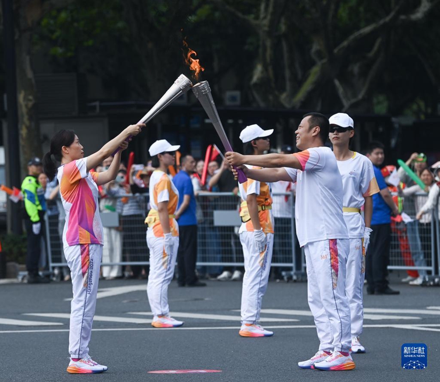 Parte la staffetta della fiaccola della 19esima edizione di Giochi Asiatici di Hangzhou