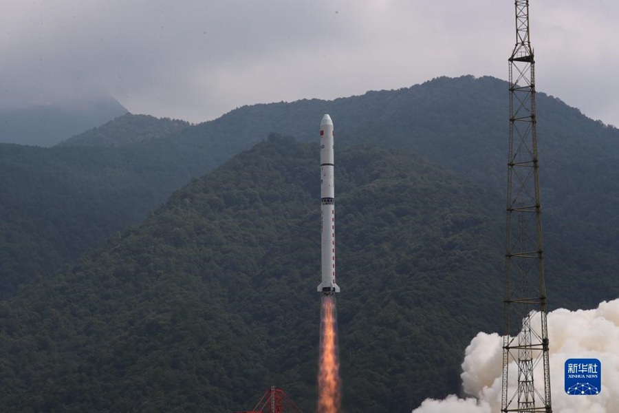 Cina, lanciato con successo il satellite Yaogan 39