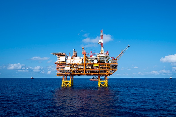 Cina: complesso petrolifero Enping 15-1 entra in piena produzione