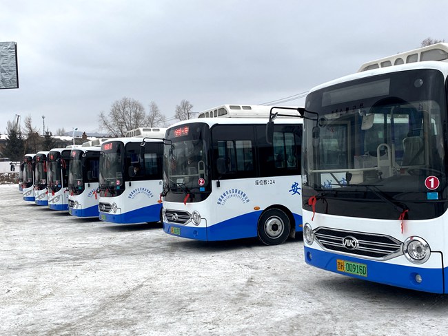 Cina, il 77% degli autobus pubblici sono veicoli a energia nuova