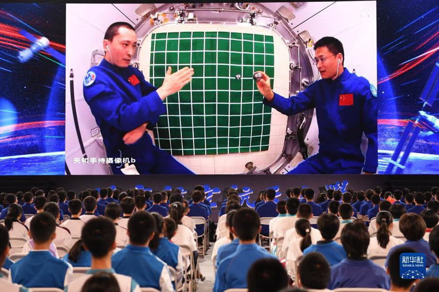 Stazione Spaziale cinese, completata con successo la quarta lezione spaziale